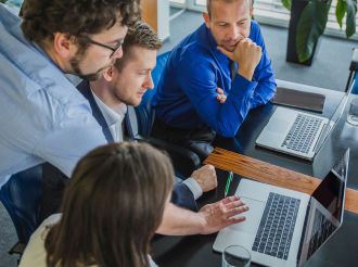 O čom bolo kybernetické „BOZP“? 